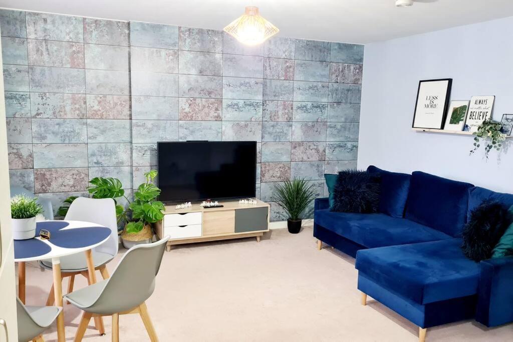 Stylish 2 Bedroom Apartment / Free Gated Parking Glasgow Eksteriør billede